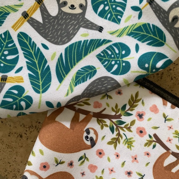 Two Cute Sloth MakeUp Cloth Bags - Picture 5 of 5